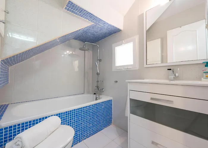 Martin- Bungalow A Pie De Playa V7 * Calpe